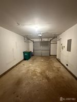 572 Nutley Drive, Monroe, NJ 08831