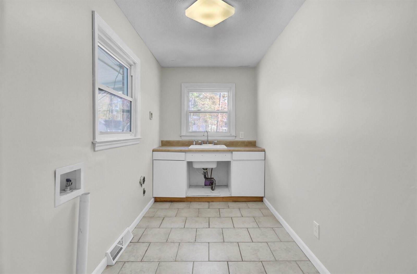 139 Pecan Drive, Summerville, SC 29483