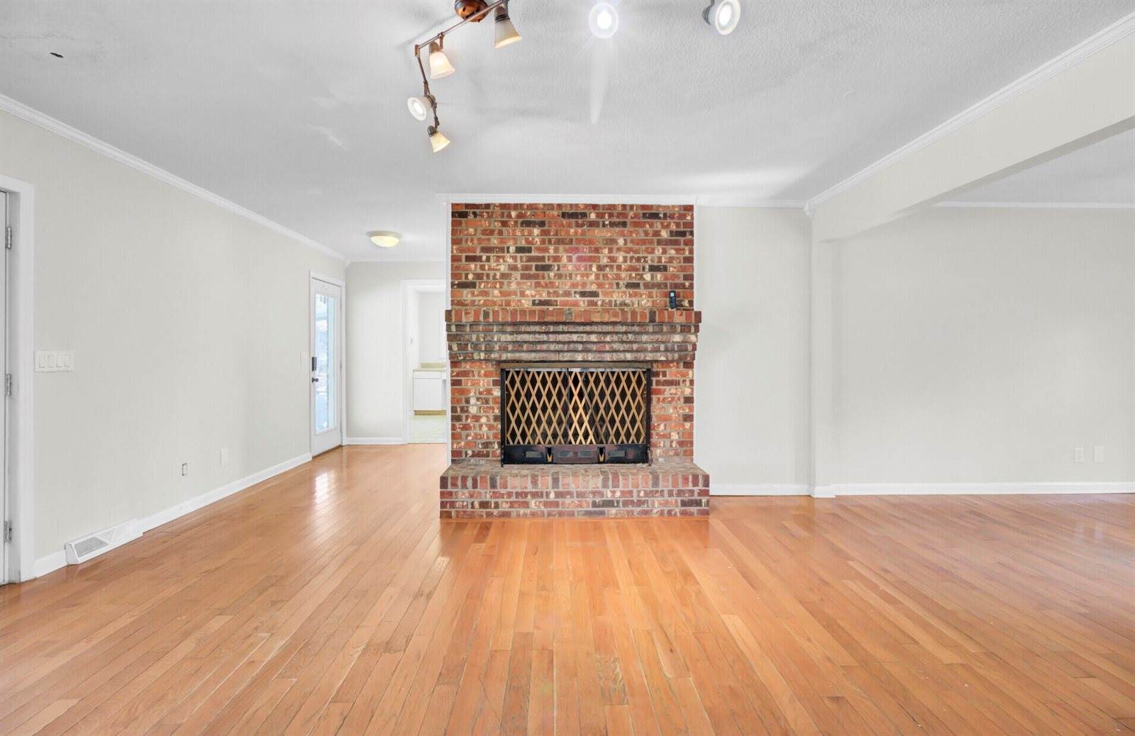 139 Pecan Drive, Summerville, SC 29483