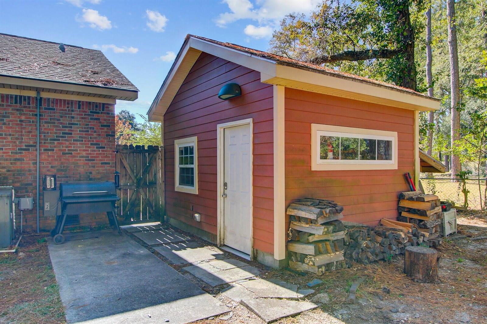 104 Chalcott Place, Summerville, SC 29485