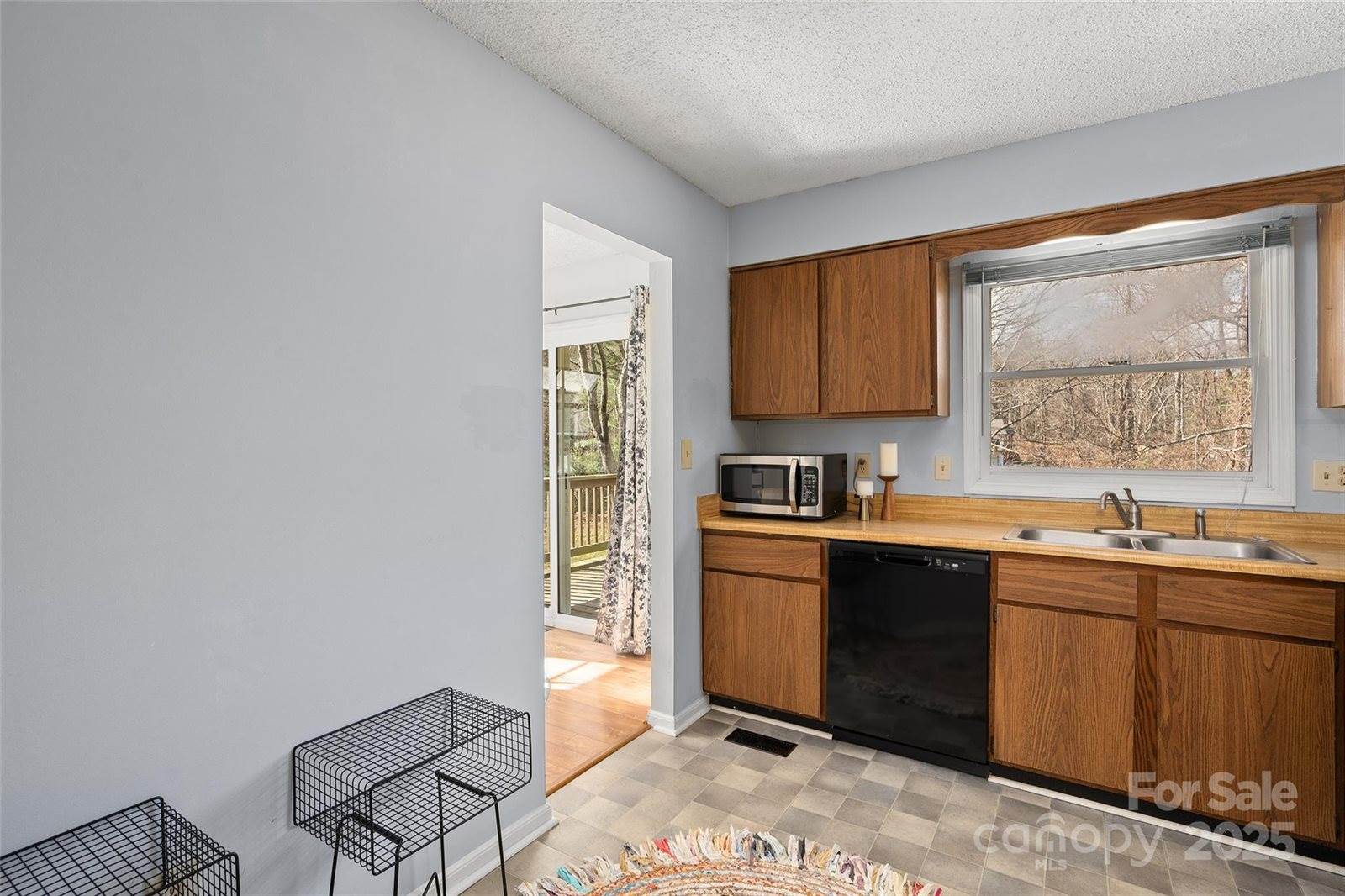 67 Overlook Road, Asheville, NC 28803