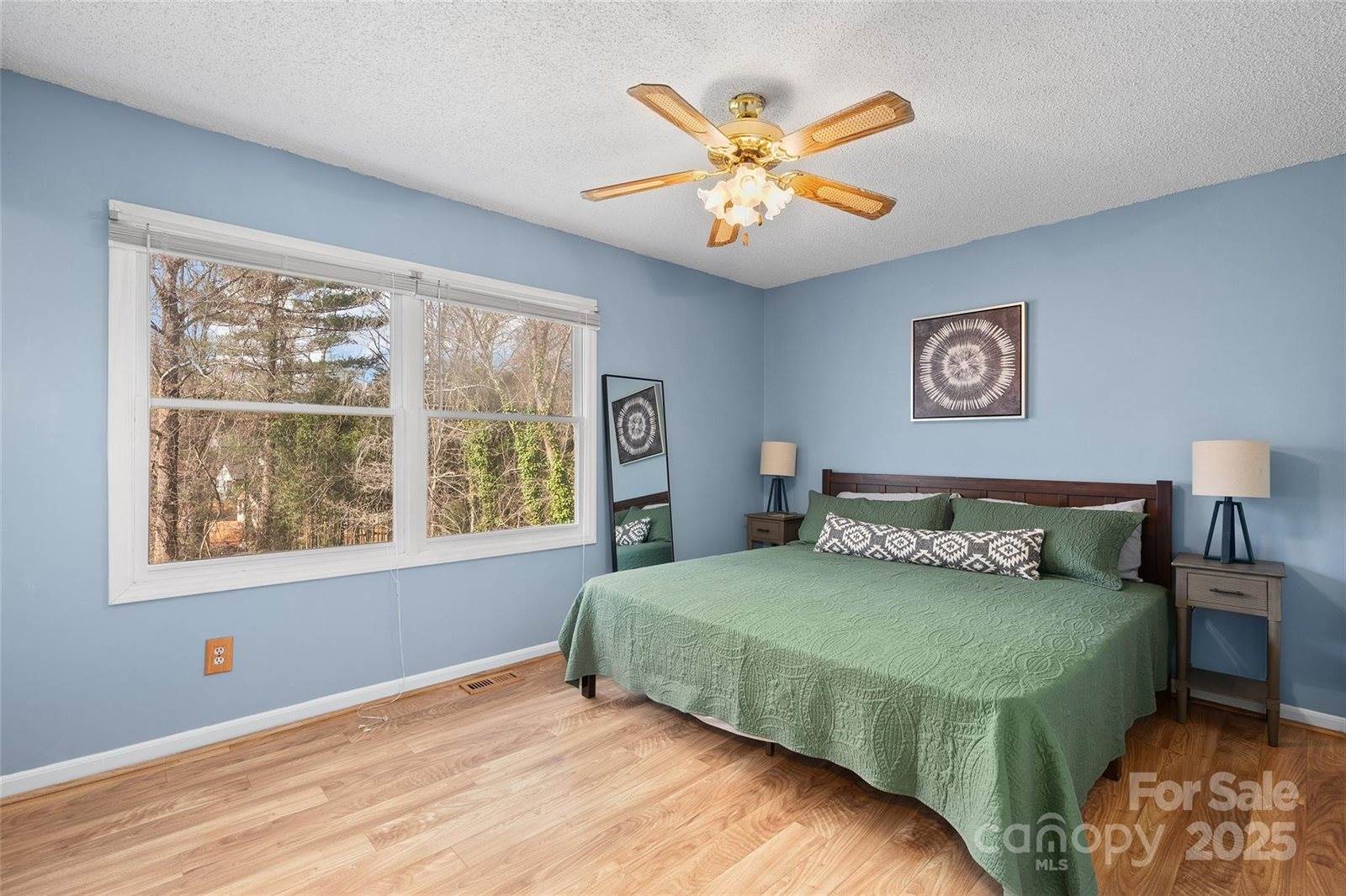 67 Overlook Road, Asheville, NC 28803