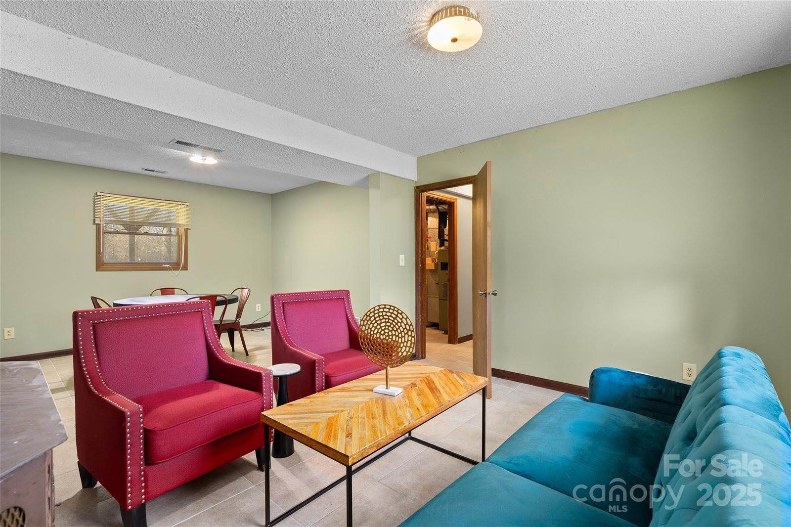 67 Overlook Road, Asheville, NC 28803