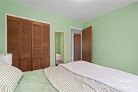 67 Overlook Road, Asheville, NC 28803