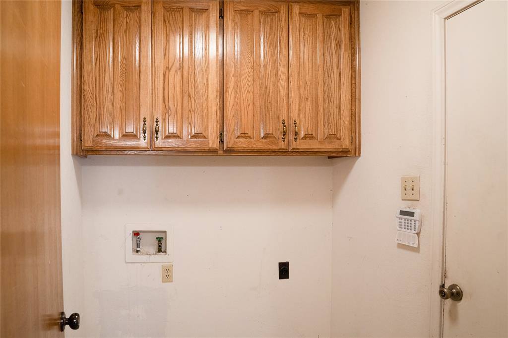 5202 Bradley Lane, Arlington, TX 76017