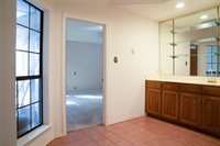 5202 Bradley Lane, Arlington, TX 76017