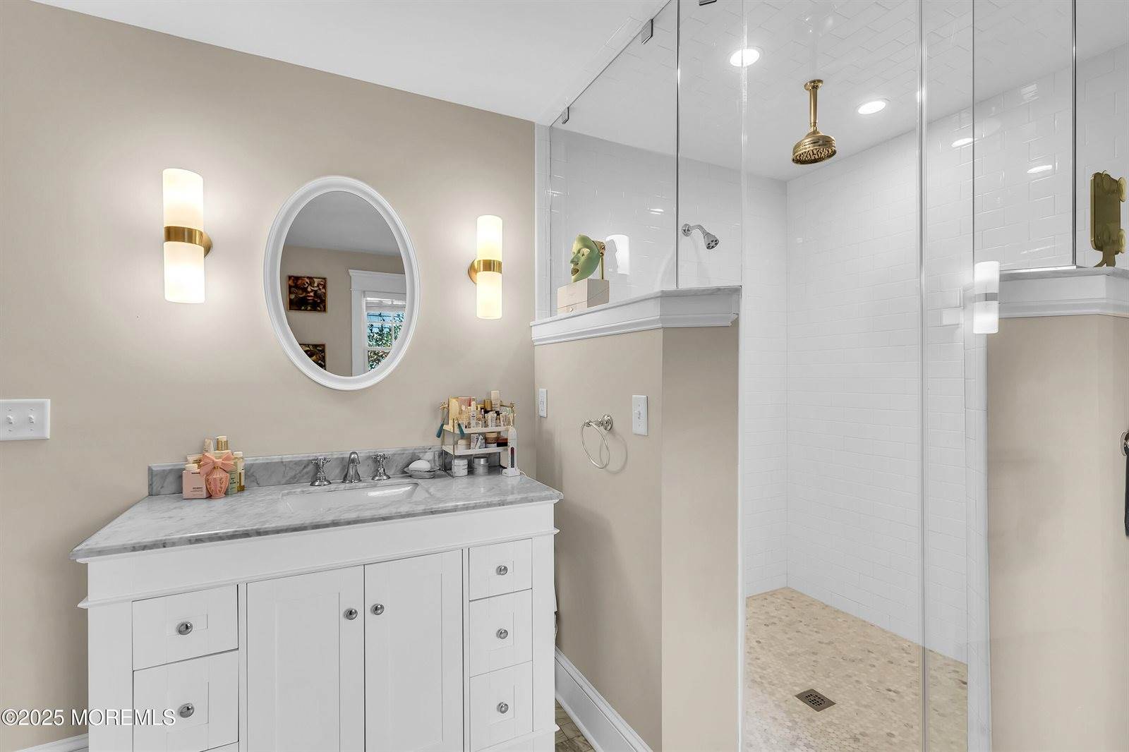 1 Lennox Avenue, Rumson, NJ 07760