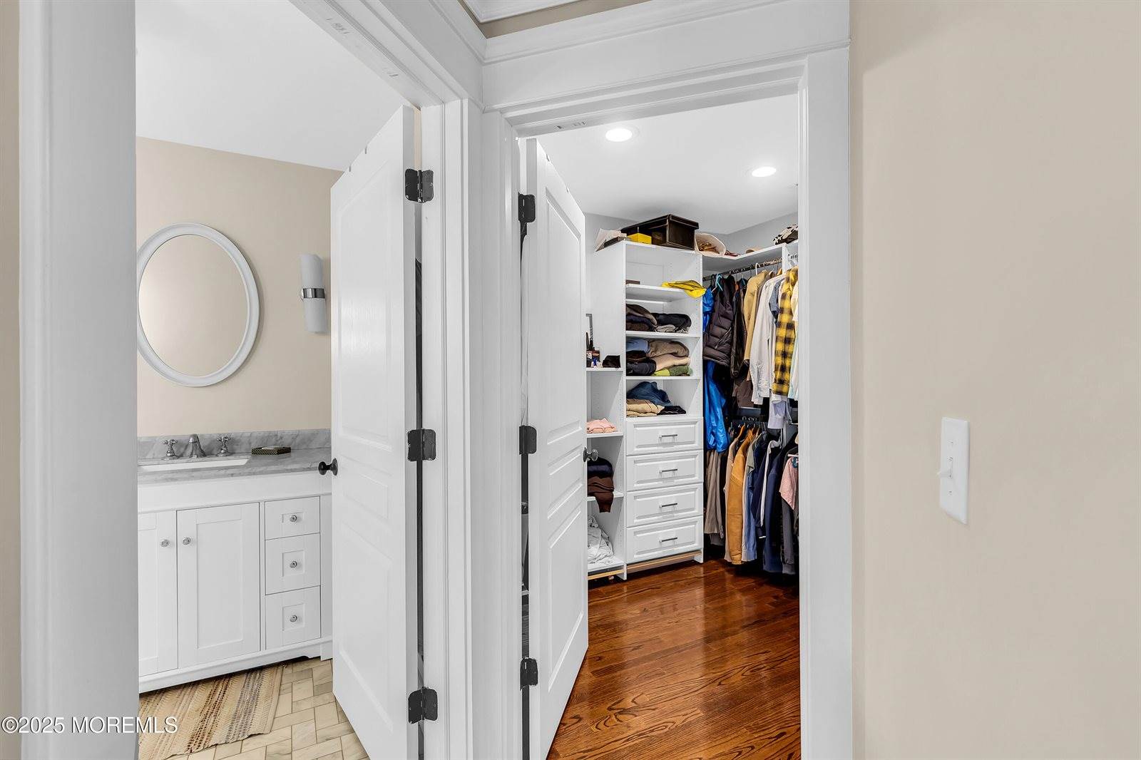 1 Lennox Avenue, Rumson, NJ 07760