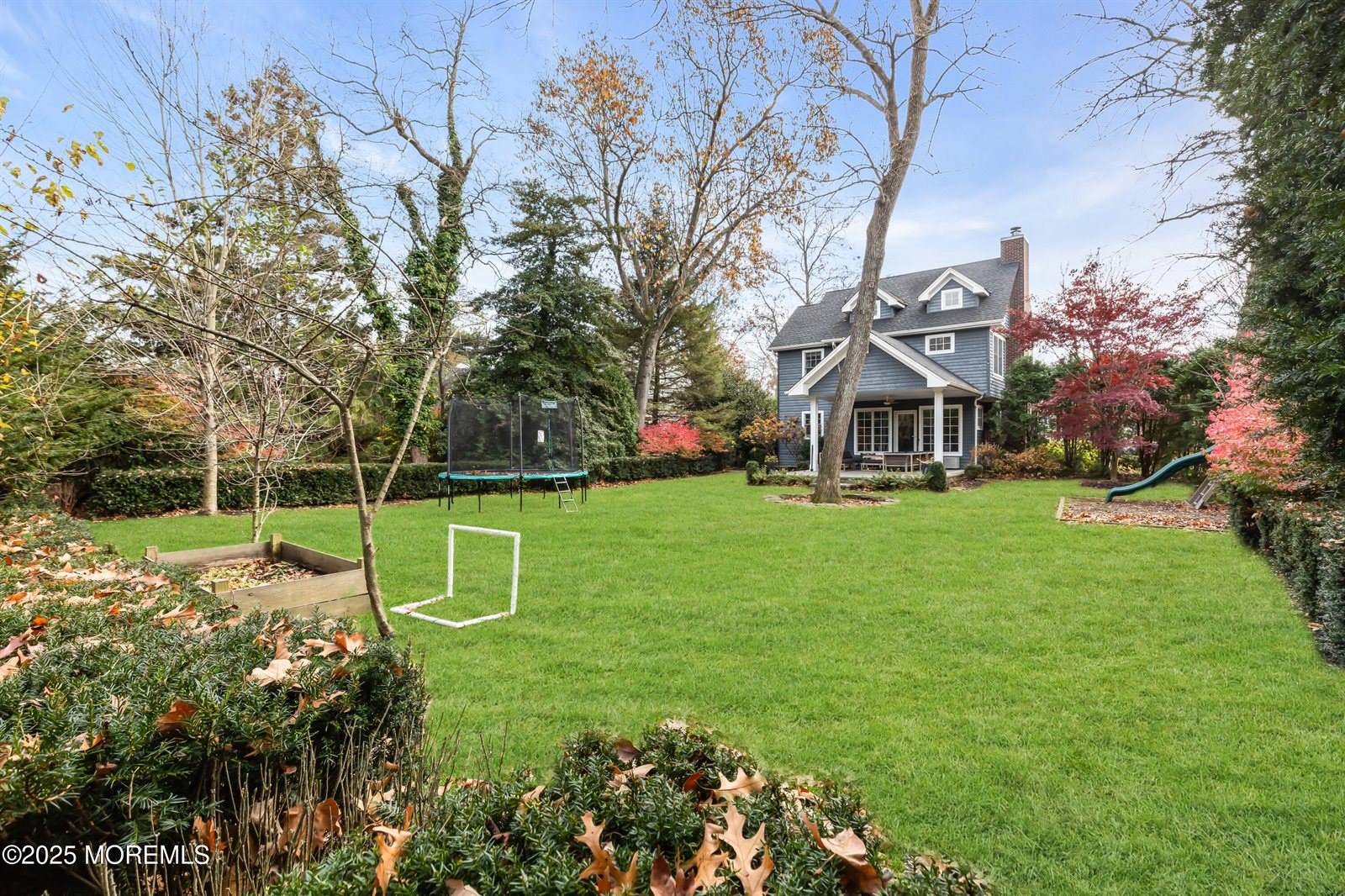 1 Lennox Avenue, Rumson, NJ 07760