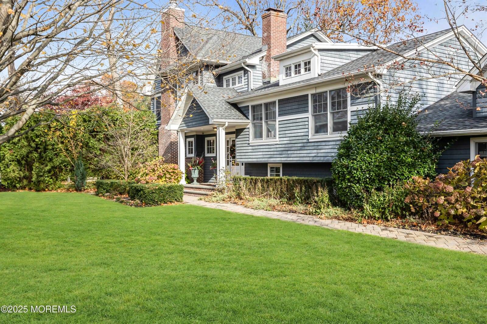 1 Lennox Avenue, Rumson, NJ 07760