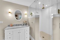 1 Lennox Avenue, Rumson, NJ 07760