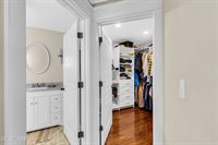 1 Lennox Avenue, Rumson, NJ 07760