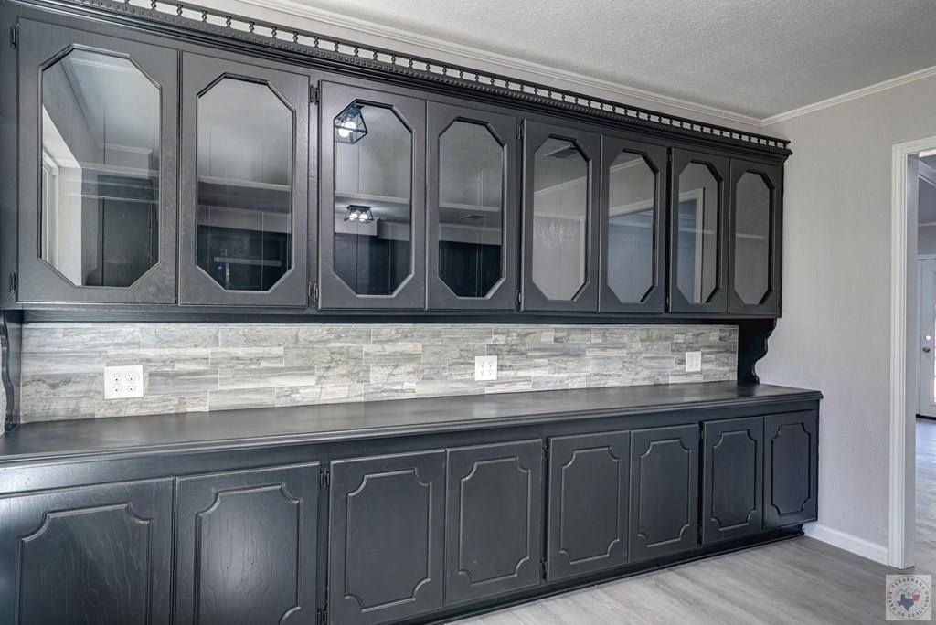 813 Elaine, Wake Village, TX 75501