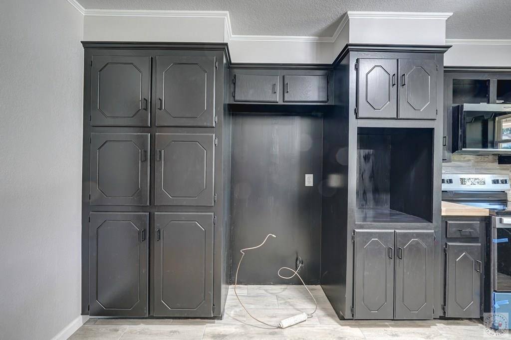 813 Elaine, Wake Village, TX 75501