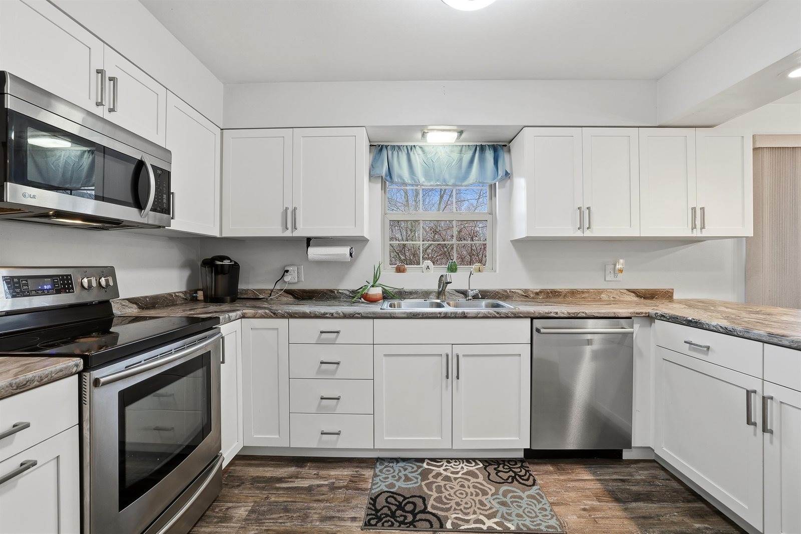 3831 County Road Q, Amherst Junction, WI 54407