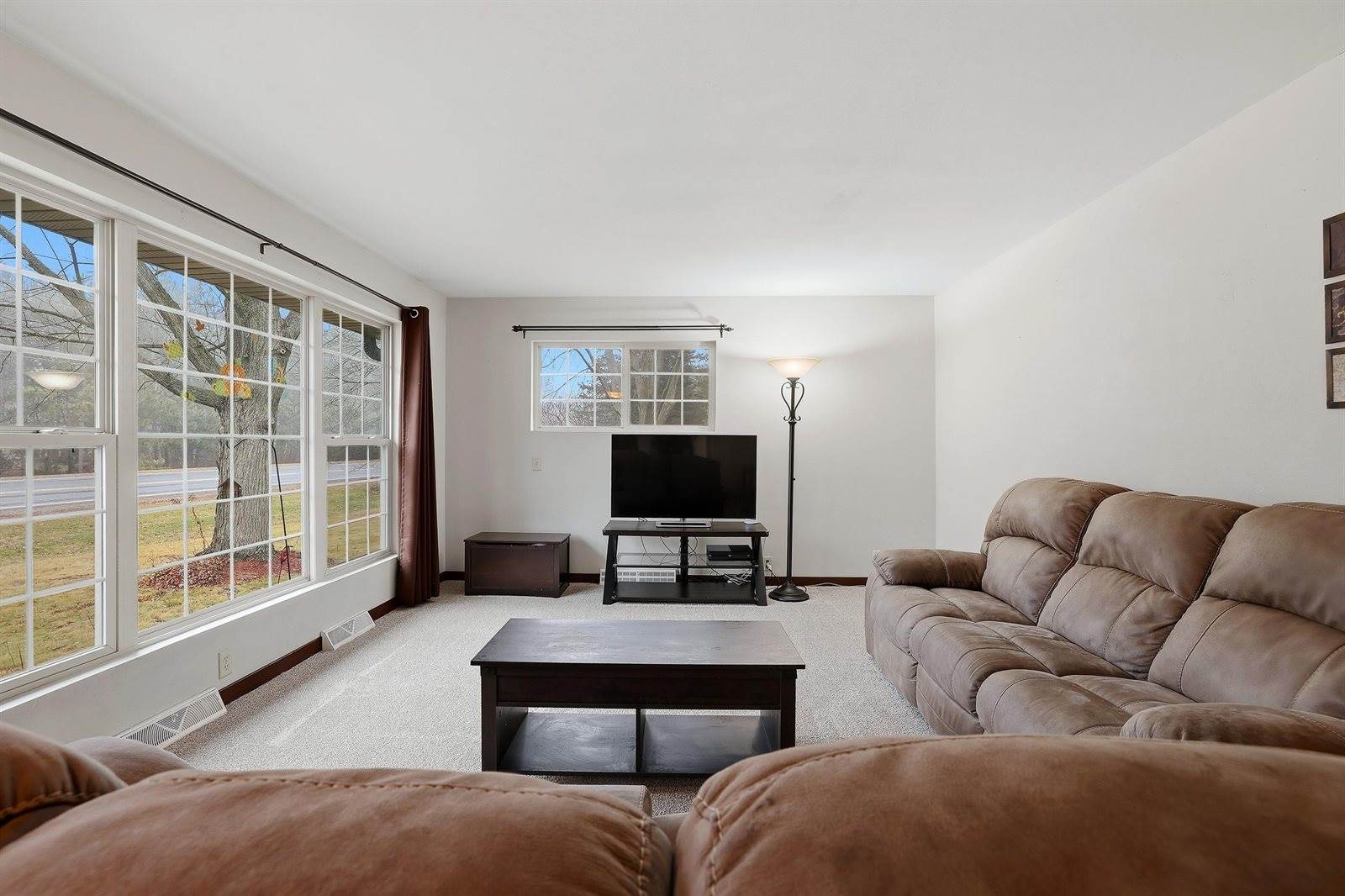 3831 County Road Q, Amherst Junction, WI 54407