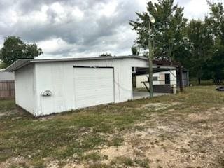 207 South 5th Street, Highlands, TX 77562