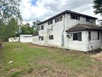 207 South 5th Street, Highlands, TX 77562