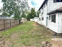 207 South 5th Street, Highlands, TX 77562
