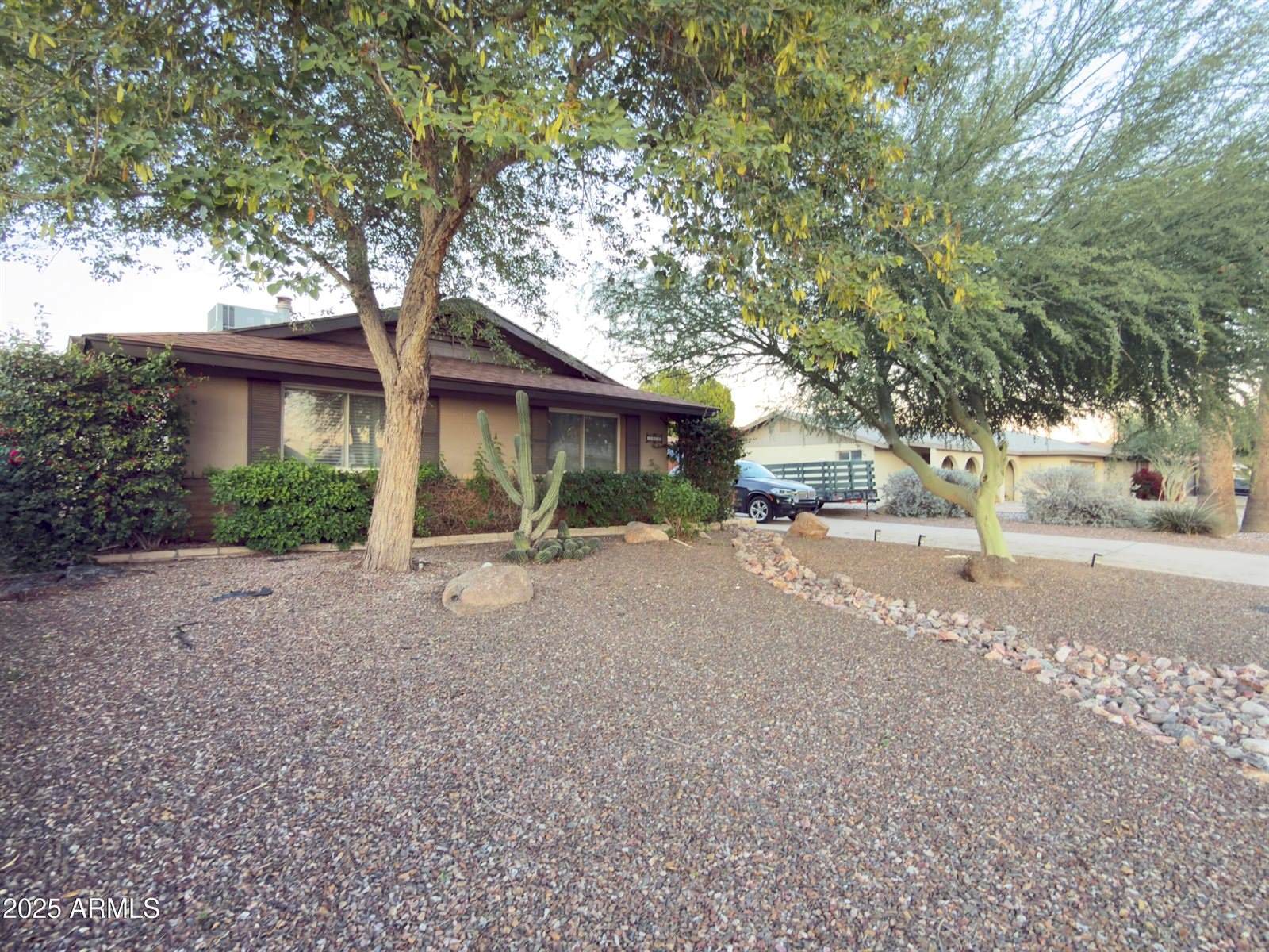 2528 East Geneva Drive, Tempe, AZ 85282