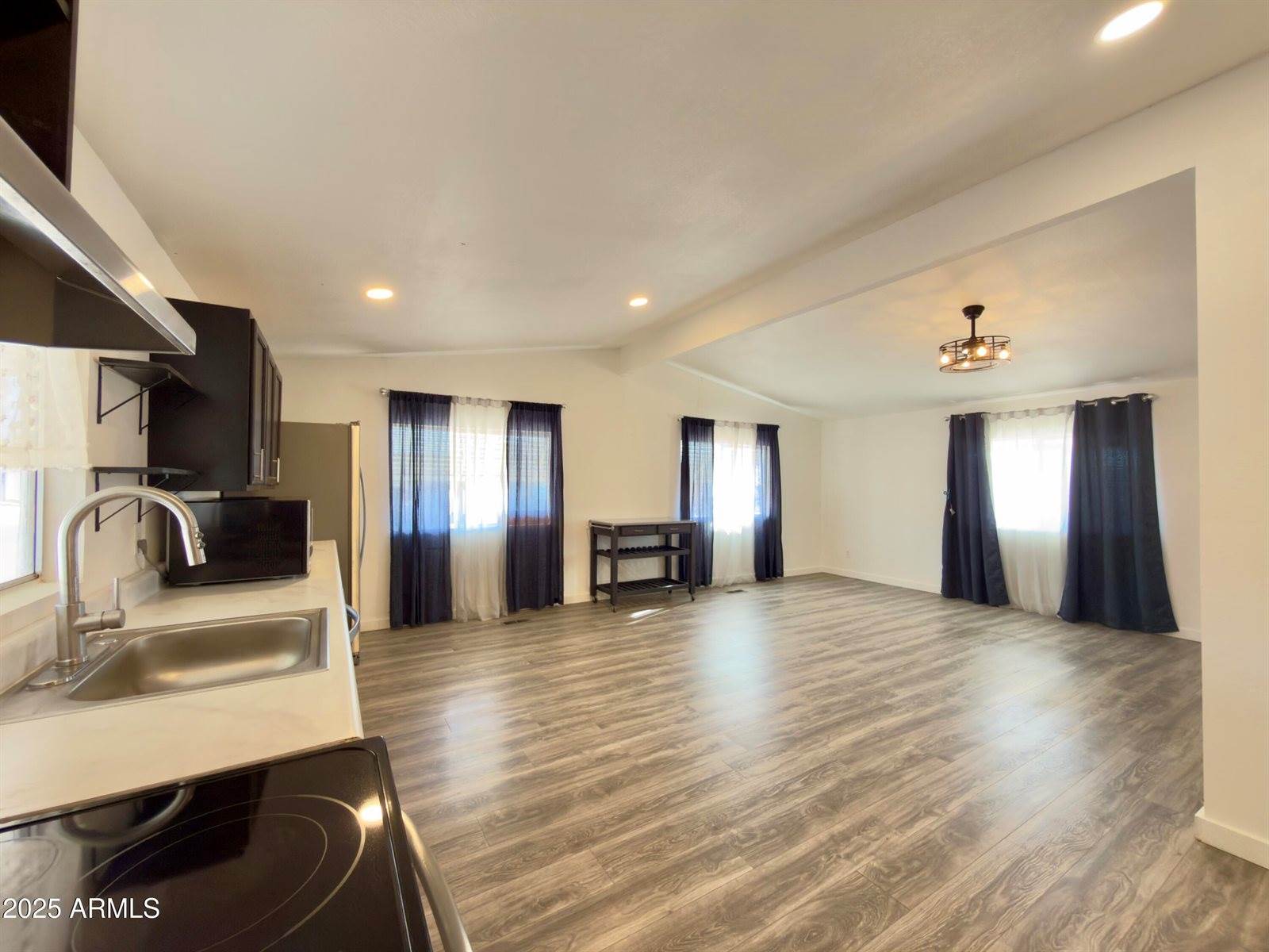 1855 West Southern Avenue, Apache Junction, AZ 85120