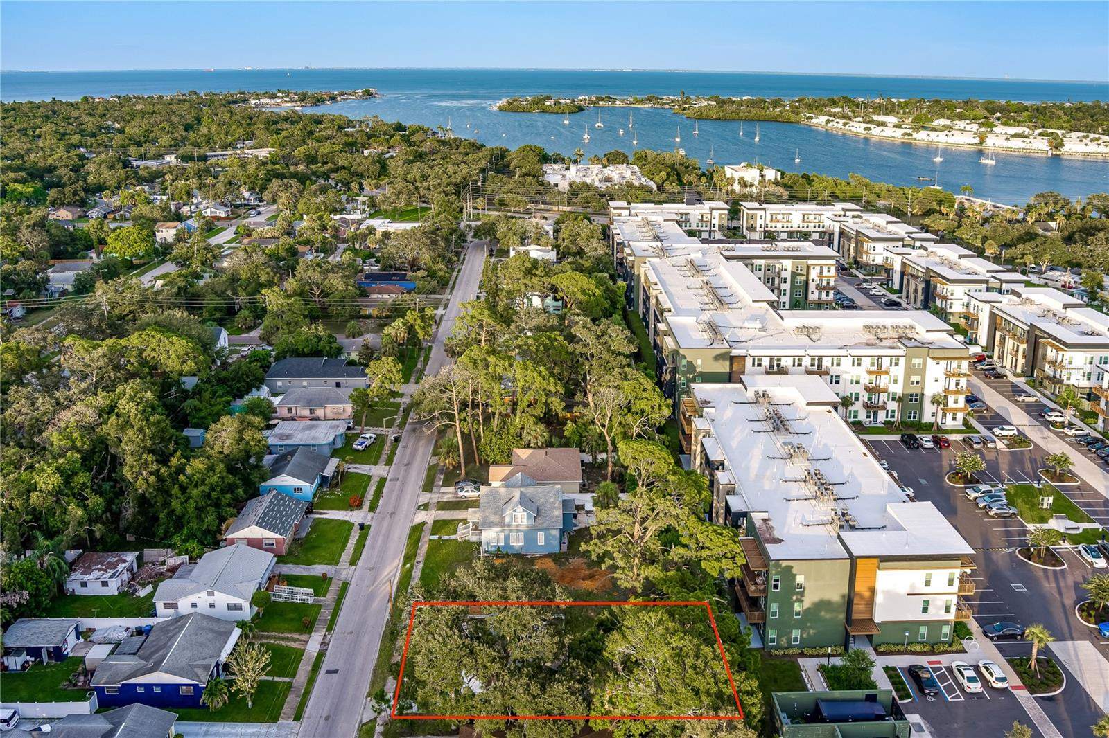 762 30TH Avenue South, Saint Petersburg, FL 33705