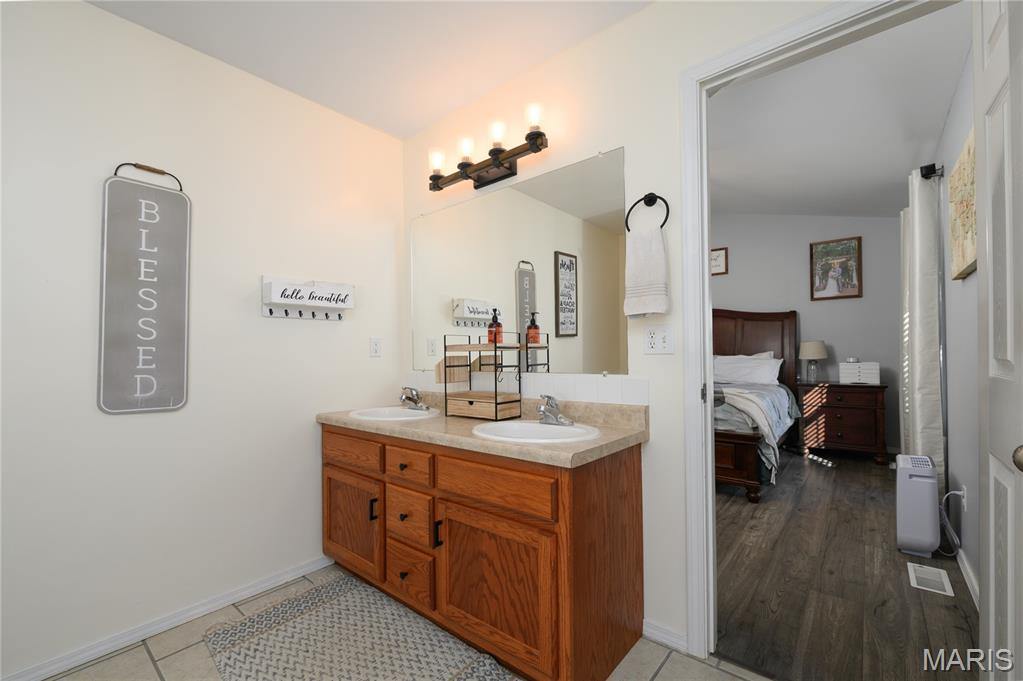 1 Park View, Waynesville, MO 65583