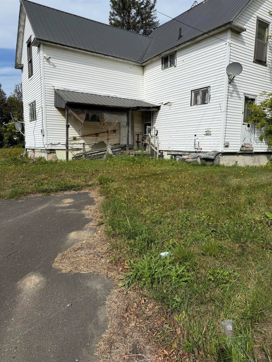 486 North Street, Houlton, ME 04730