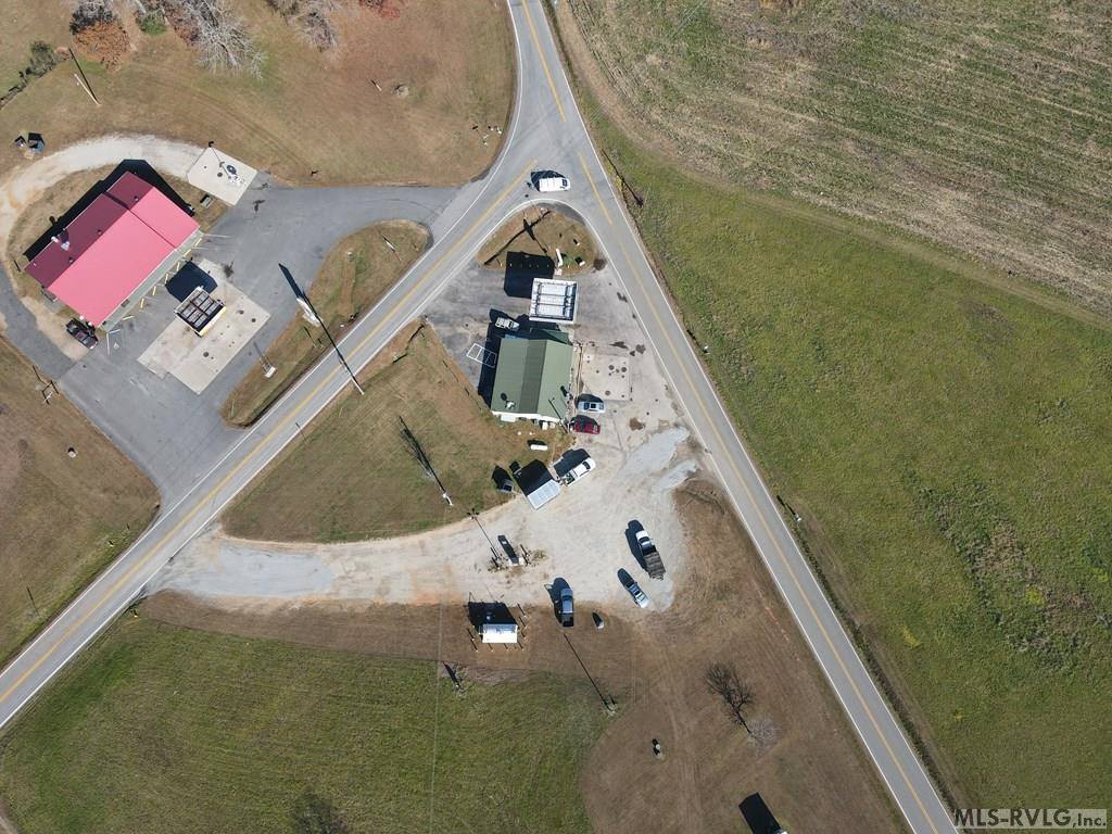 2986 Hendricks Mill Road, Ebony, VA 23845