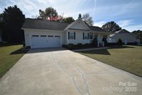 2702 Plantation Way, Albemarle, NC 28001