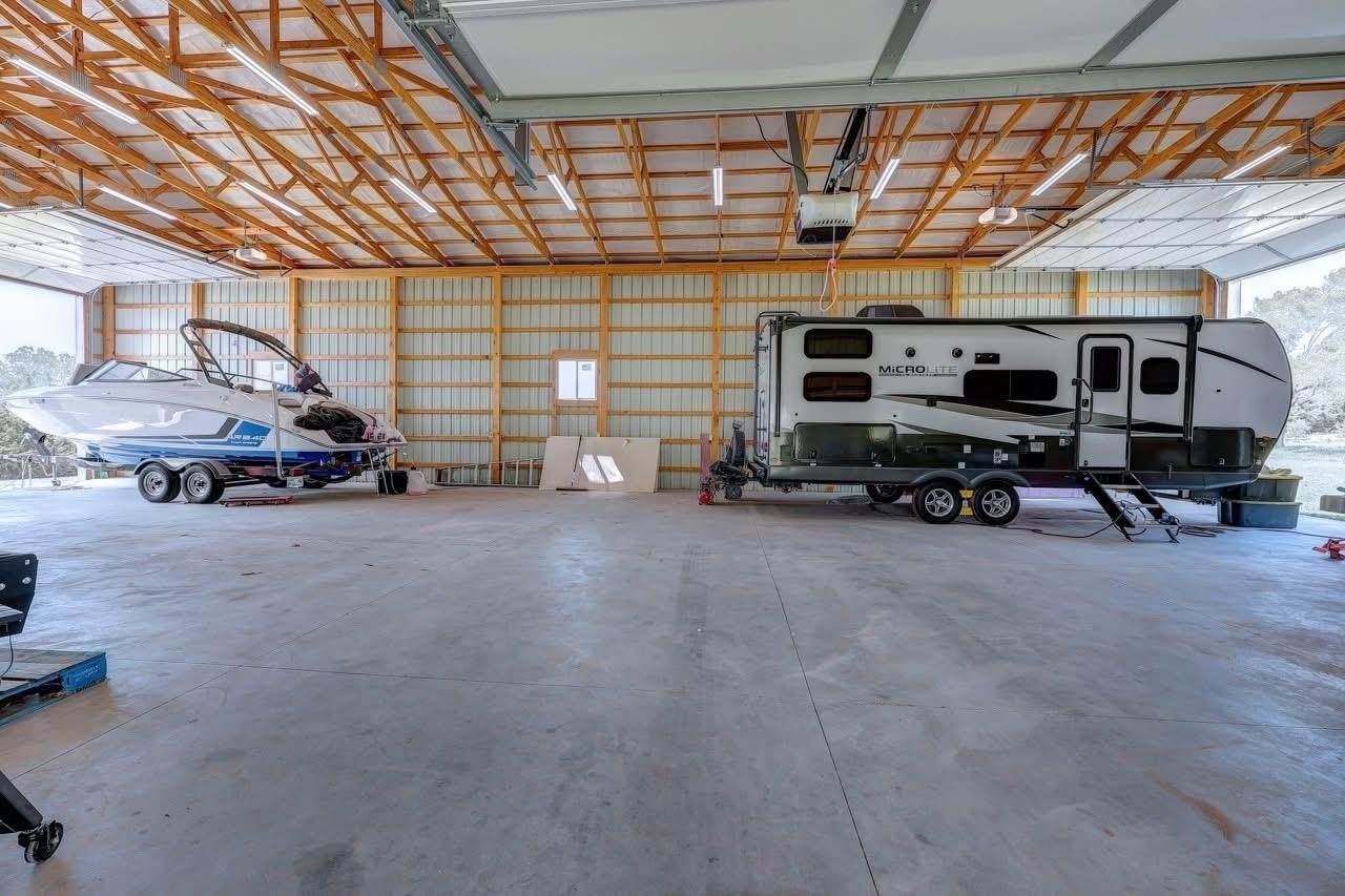 10307 Quail Ln, Arkansas City, KS 67005