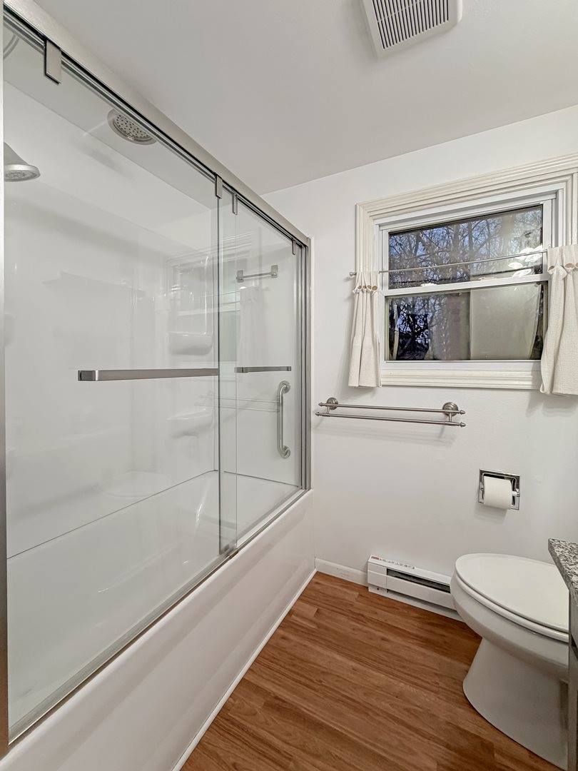 2003 Eagle Drive, Freeport, IL 61032