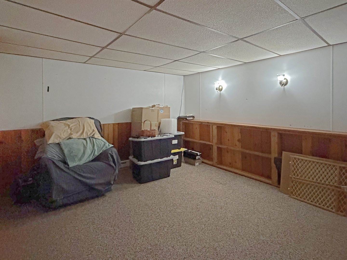 2003 Eagle Drive, Freeport, IL 61032