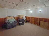 2003 Eagle Drive, Freeport, IL 61032