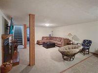 2003 Eagle Drive, Freeport, IL 61032