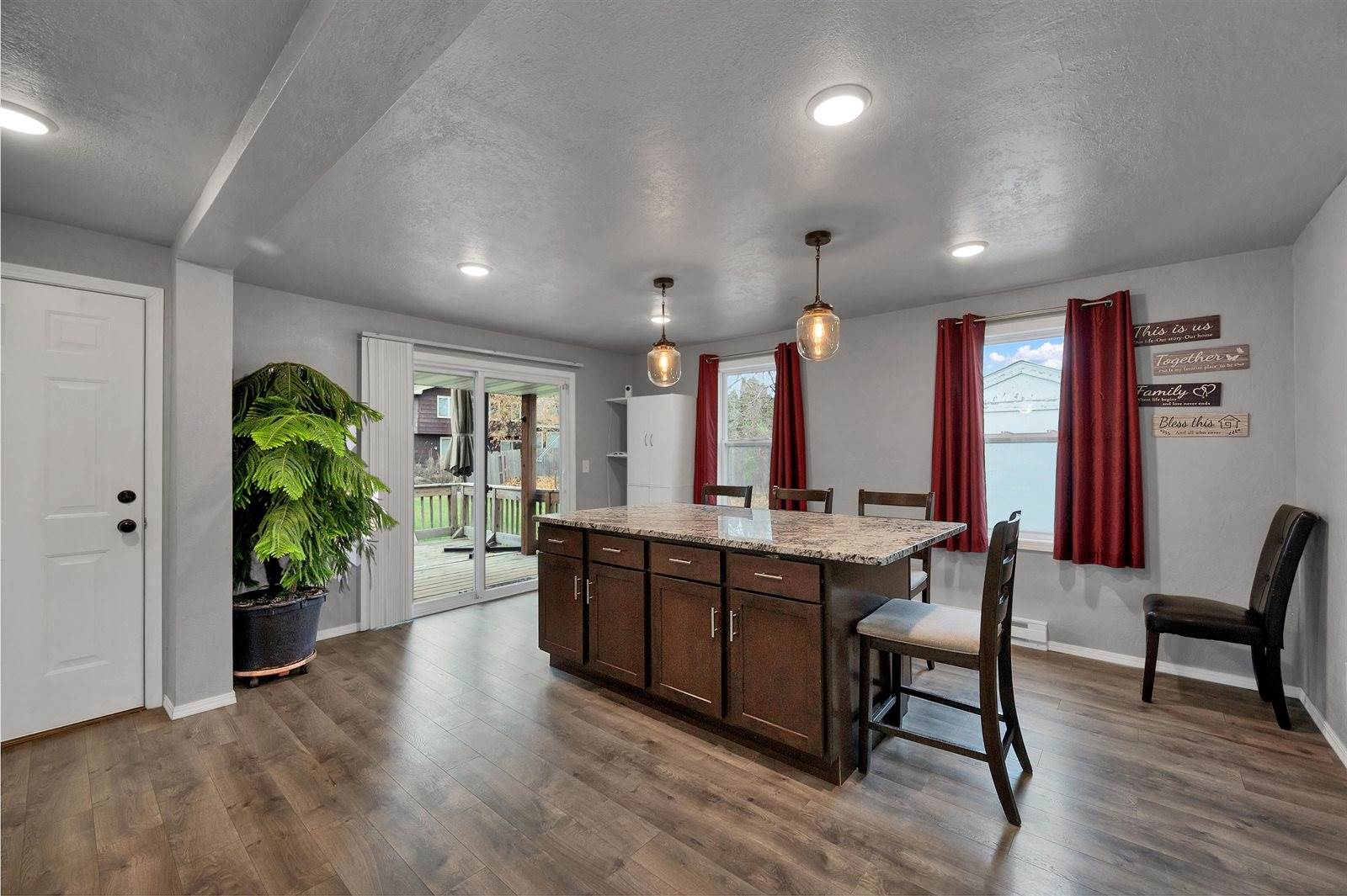 436 East Briar Lane, Green Bay, WI 54301