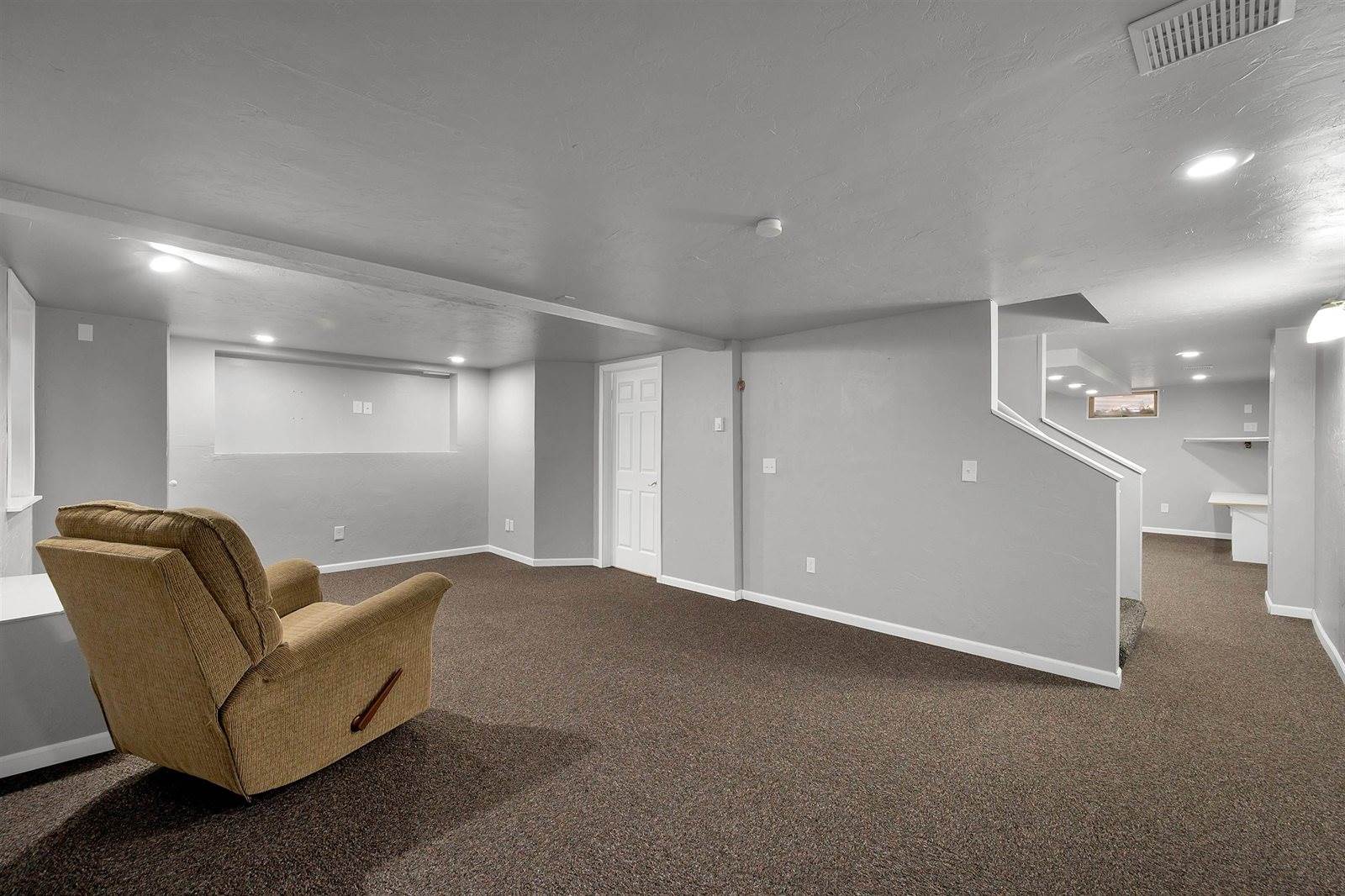 436 East Briar Lane, Green Bay, WI 54301