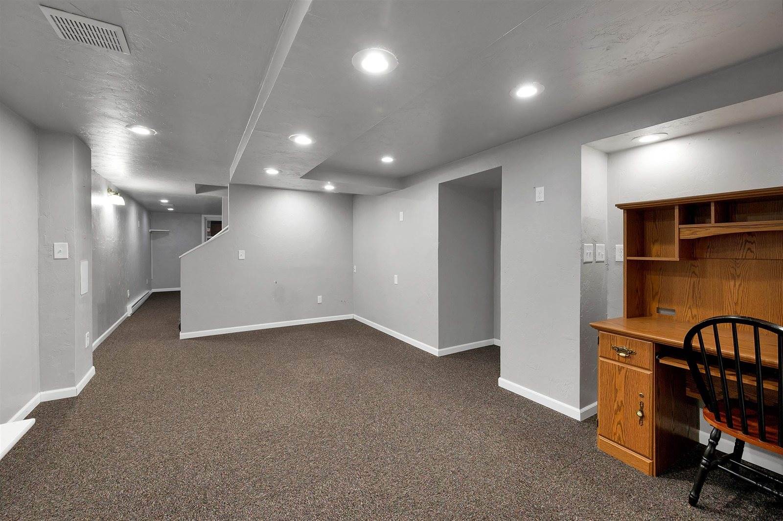 436 East Briar Lane, Green Bay, WI 54301