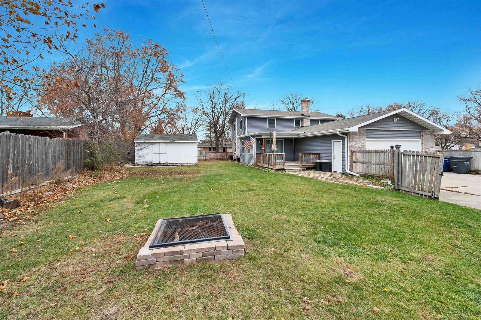 436 East Briar Lane, Green Bay, WI 54301