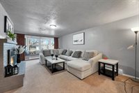 436 East Briar Lane, Green Bay, WI 54301