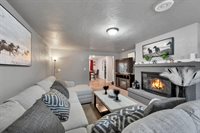 436 East Briar Lane, Green Bay, WI 54301