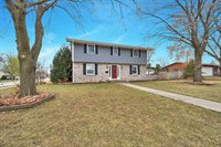 436 East Briar Lane, Green Bay, WI 54301