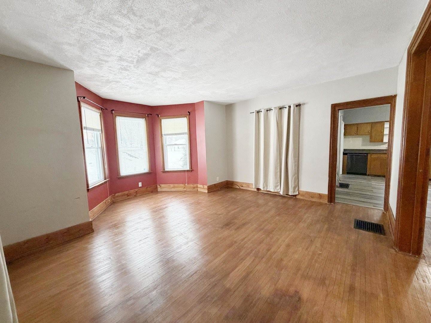 1440 South Chicago Avenue, Freeport, IL 61032