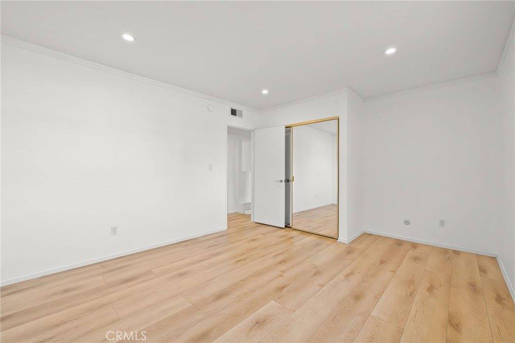 5017 Cartwright, North Hollywood, CA 91601