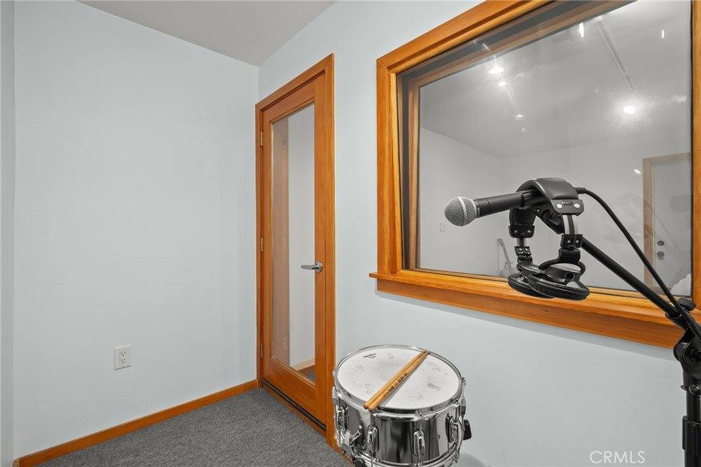 5017 Cartwright, North Hollywood, CA 91601