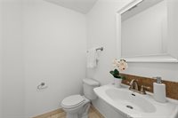 5017 Cartwright, North Hollywood, CA 91601