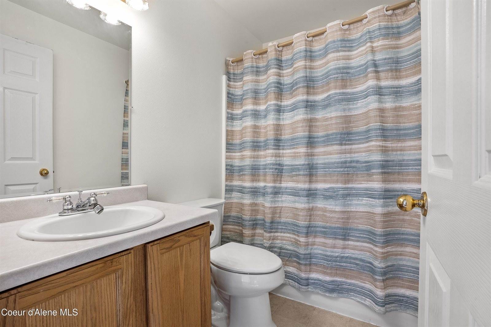 910 East Shasta Ave, Post Falls, ID 83854