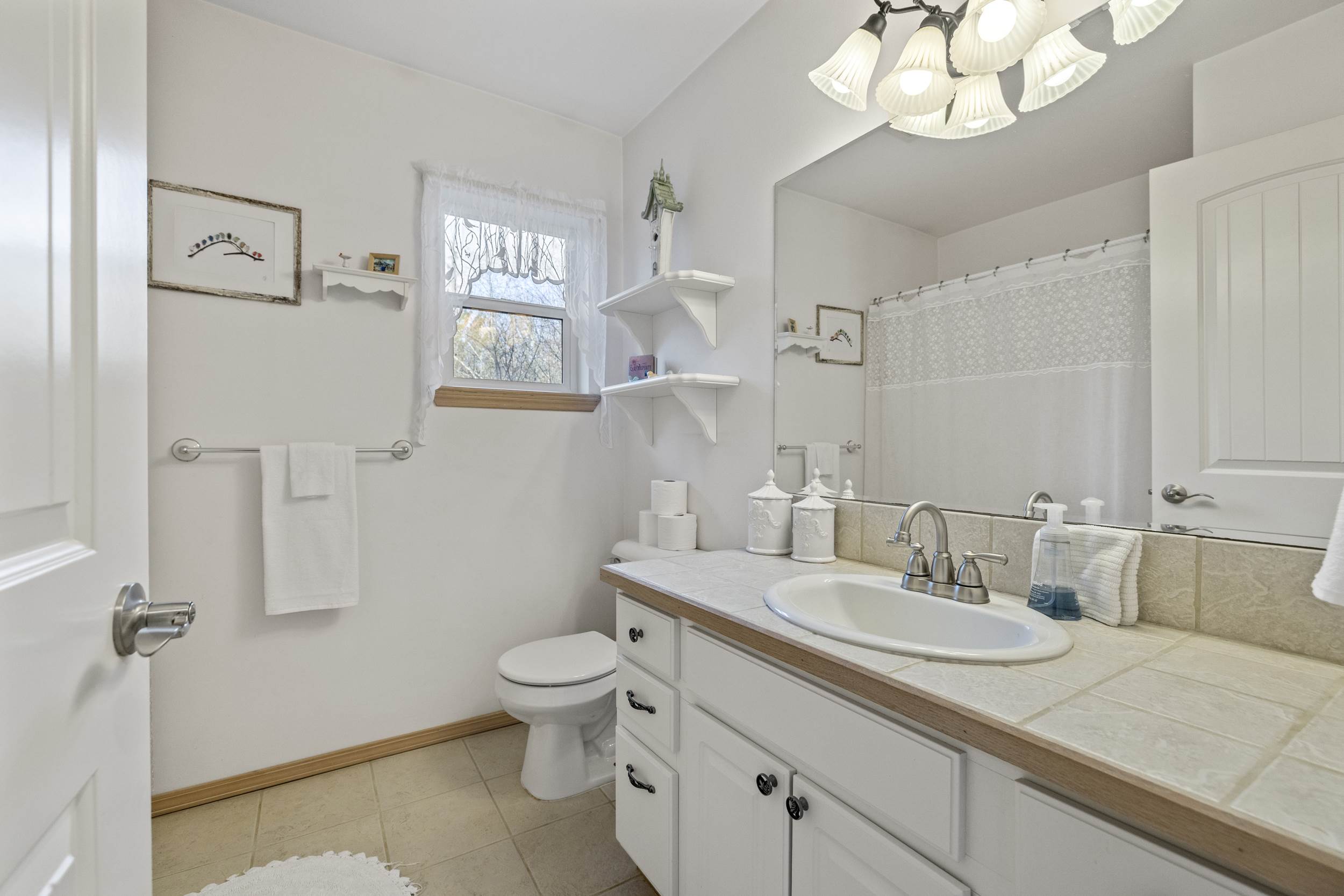 22068 McMurray Shore Drive, Mount Vernon, WA 98274