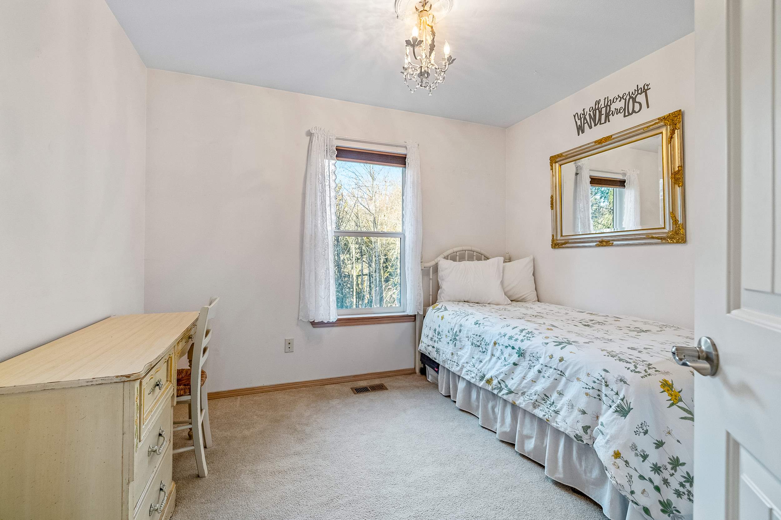 22068 McMurray Shore Drive, Mount Vernon, WA 98274