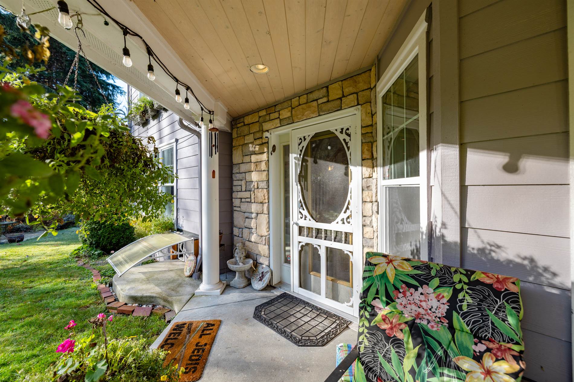 22068 McMurray Shore Drive, Mount Vernon, WA 98274